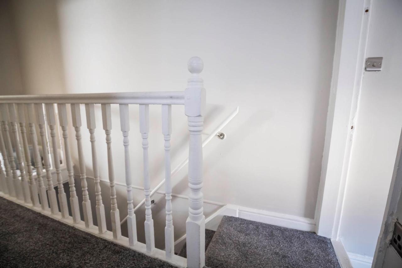 Spacious, Modern 4 Bed House Close To City Centre Chester Exteriör bild